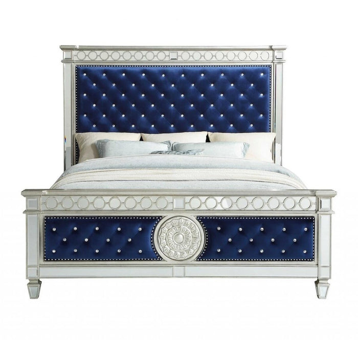 Homeroots Tufted Blue Velvet Bed with Nailhead Trim