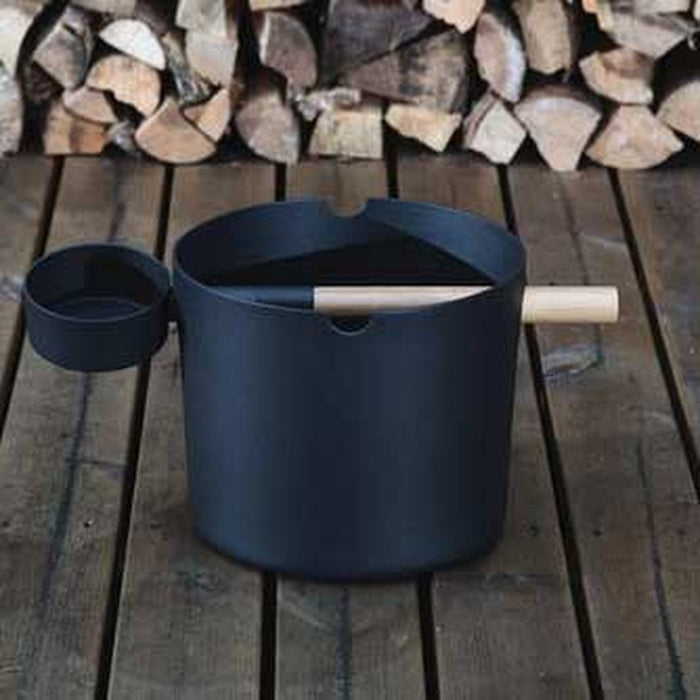 KOLO Black Bucket & Ladle