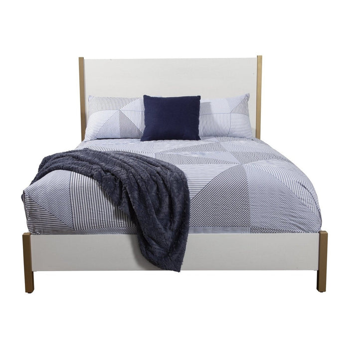 Homeroots Queen Bed in Solid White, Crafted from a Blend of Genuine and Engineered Wood