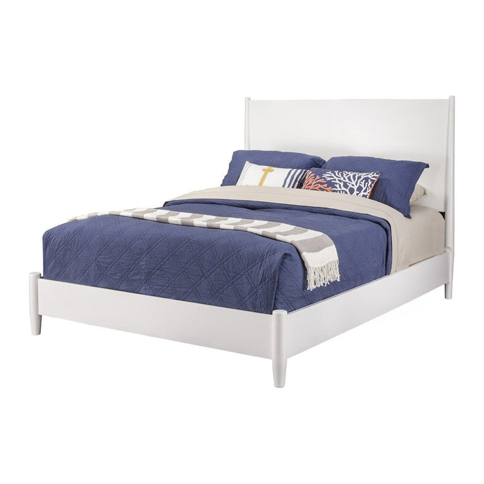 Homeroots King Bed in Elegant White, Crafted from Durable Solid and Engineered Wood