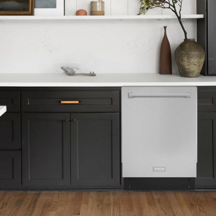 Gordon Ramsay by THOR Kitchen 24" Dishwasher in Stainless Steel, DW24X8BA99