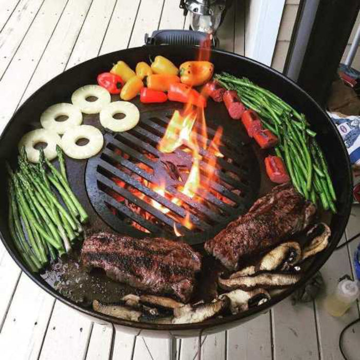 Grill Grate Equipped Weber Style Griddle